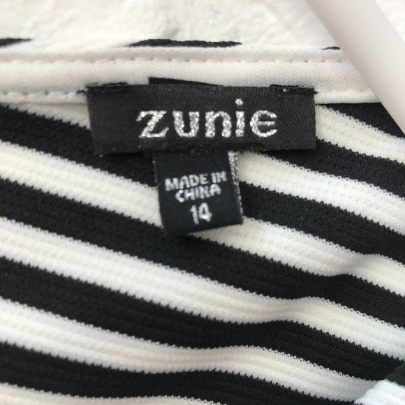 Zunie Cross Back Black & White Striped Dress - Picture 5 of 5